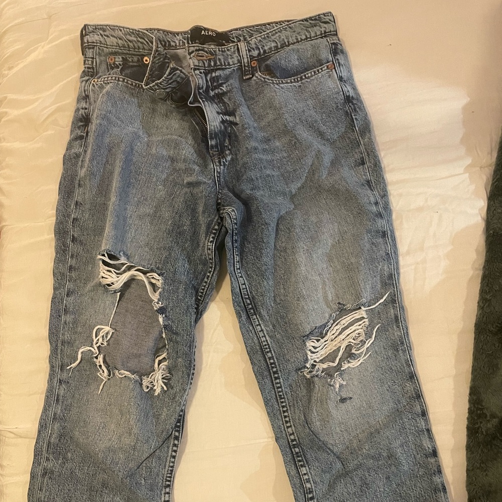 Aeropostale Ripped Mom Jeans
